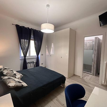 Hotel A Casa Di Pina - Roma St Peter Esterno foto